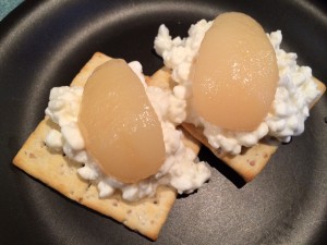 cottage cheese and pears on crackers