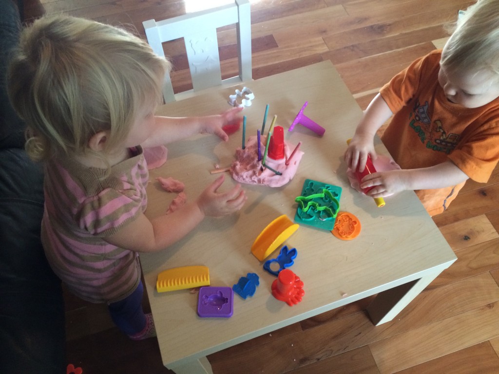 toddlers with playdough - mom's week in review